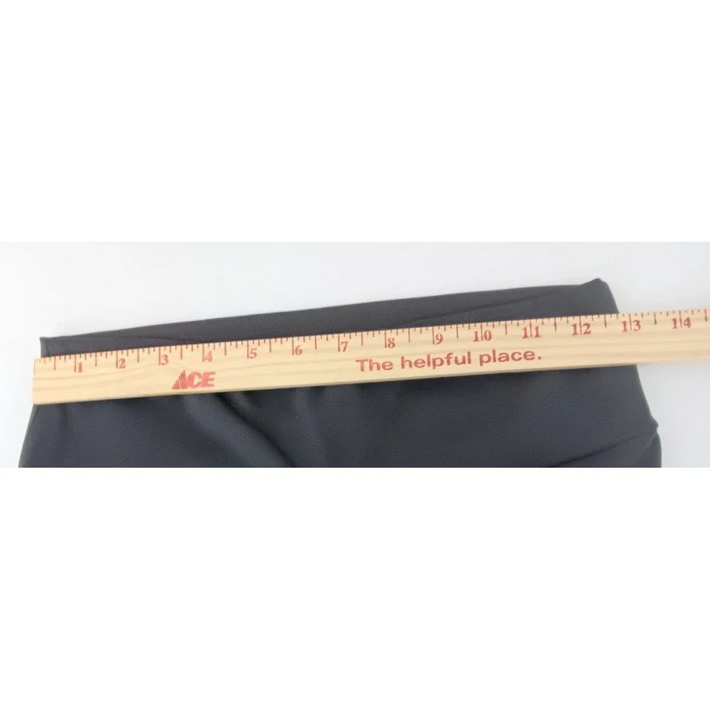 Zuda Flare Crop Leggings Women's Size Small Black Activewear Pants Pullon NEW